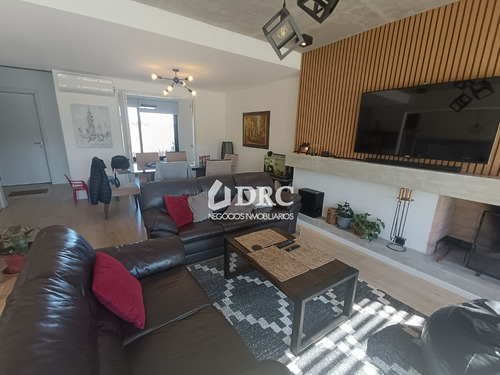 Divina Casa Muy Nueva Y Con Todas Las Comodidades En Pilar De Los Horneros.