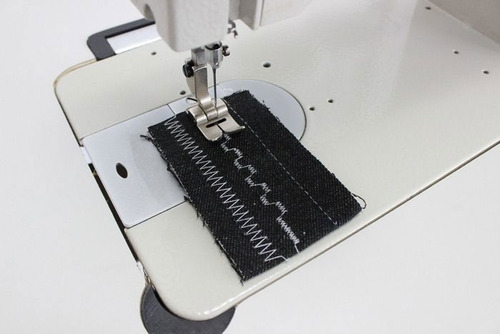 Zig Zag 2 Pontos Sm-20u53d-220v(reta E Zig Zag Numa Só)