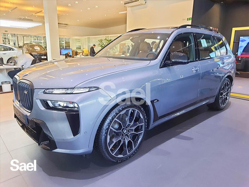 X7 4.4 V8 Gasolina M60i Steptronic
