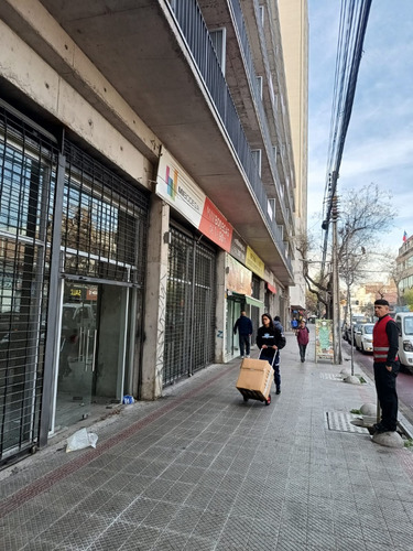 Local 34 M2 Calle San Diego Smart Fit - Transito Peatonal