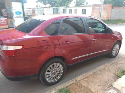 Fiat Grand Siena 2013 1.6 16v Essence Flex 4p