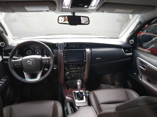 Imagem 11 de 15 de Toyota 2.8 Srx 4x4 7 Lugares 16v Turbo Intercooler Diesel 4p