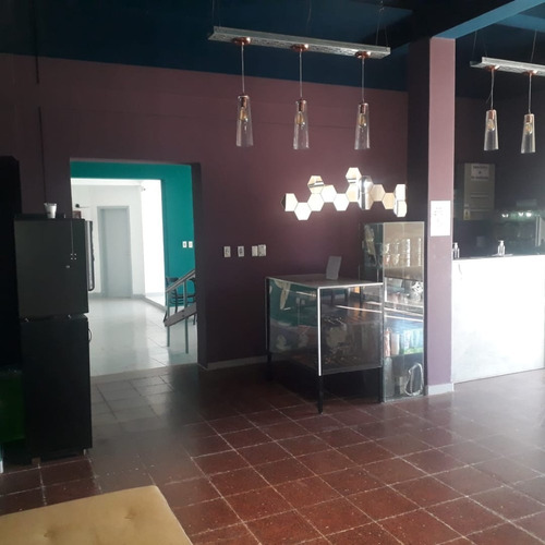 Imagen 2 de 14 de Vendo Hotel Próximo Al Centro. Ideal Para Trabajar C/ Grupos