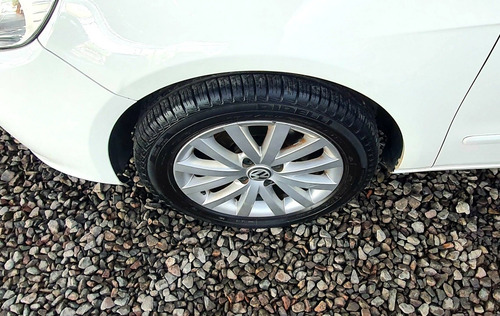Volkswagen Voyage 1.6 Comfortline Pack Plus 101cv 2009