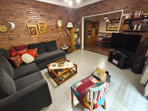 Venta - Ph - 4 Ambientes - Balcon - Quincho - Terraza - Local - Cochera - Permuta