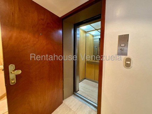 Elegante Y Amplio Apartamento Urb Alto Hatillo Cod. 26-52
