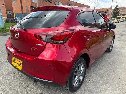 Mazda 2 1.5 TOURING AUTOMATICO HB