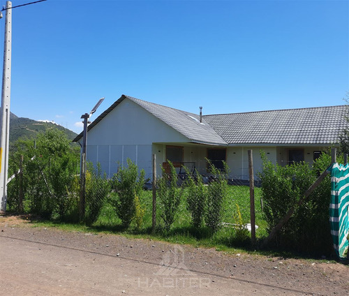 Casa En Venta De 4 Dorm En Parcela 5.000mts2 En Los Niches