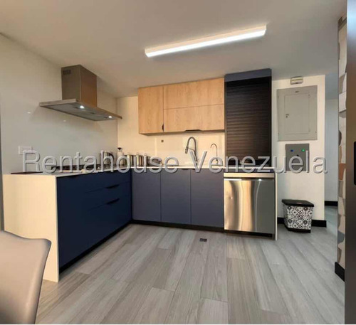 Apartamento En Venta. Urb. Campo Alegre. Cdo 25-14958