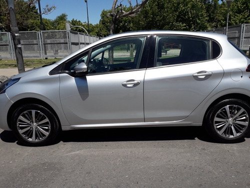 Peugeot 208 1.6 Feline 2019
