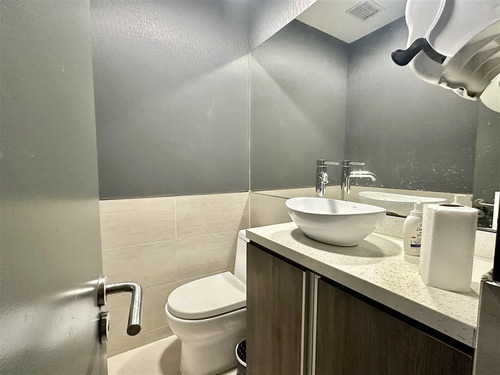 Oficina Arriendo Las Condes Metro Manquehue Centrofinanciero