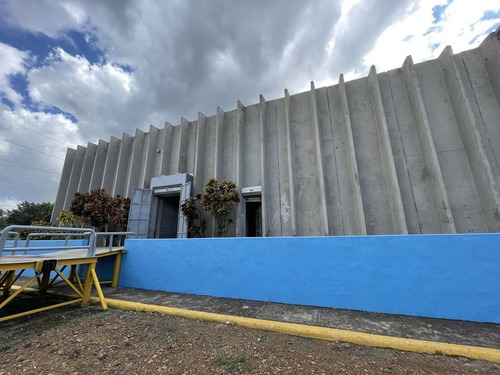 Alquiler Nave Zona Franca Autopista Duarte, Santo Domingo