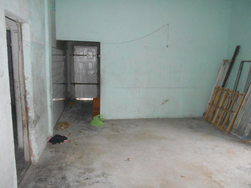 Venta Local S/lote De 9.27x24.75m² - En Ramos Mejia - Buen Estado