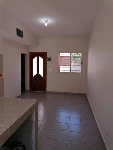 Imagen 2 de 21 de Bonita Casa En Venta De 1 Piso
