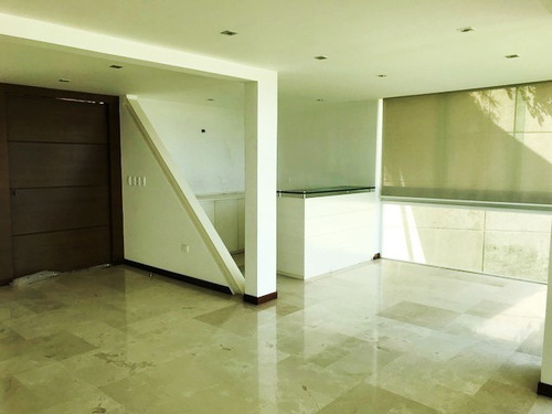 Imagen 12 de 16 de Se Vende Casa 1500m2 4h/4b/6p/ Alto Hatillo 0636