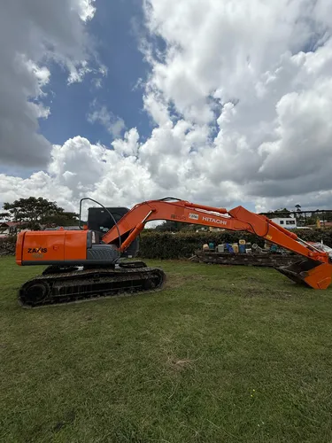 Excavadora Hitachi Zaxis 120-3 Modelo 2015
