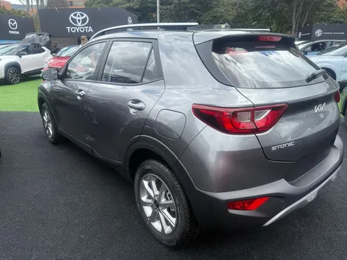 Kia Stonic Desire Mod 2026 Hibdrido Soat Gratis