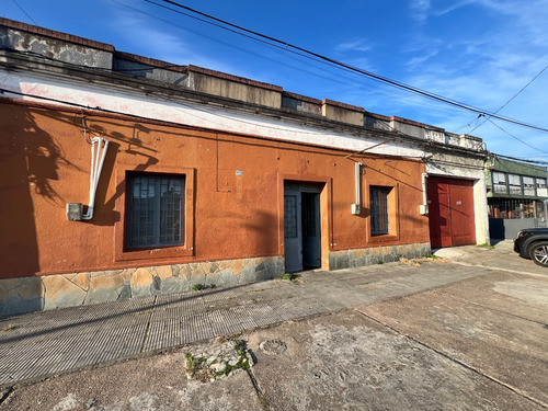 Venta Casa Padron Unico Con 3 Propiedades Alquiladas, Excelente Negocio De Rentas