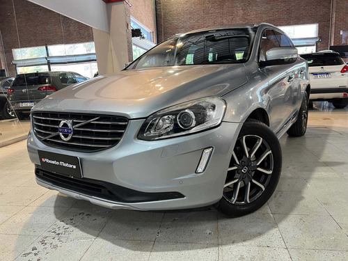 Imagen 1 de 7 de Volvo Xc60 2018 2.5 T5 Inscription