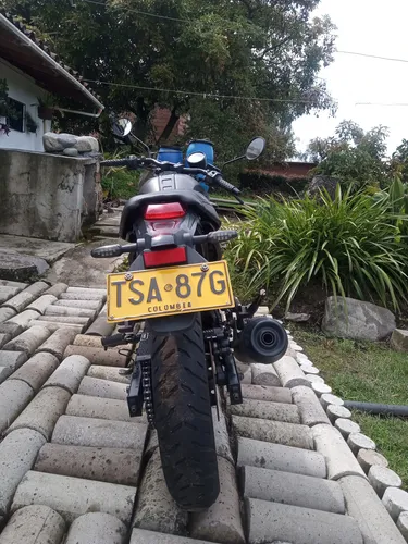 Bomber 250 Full Inyección.