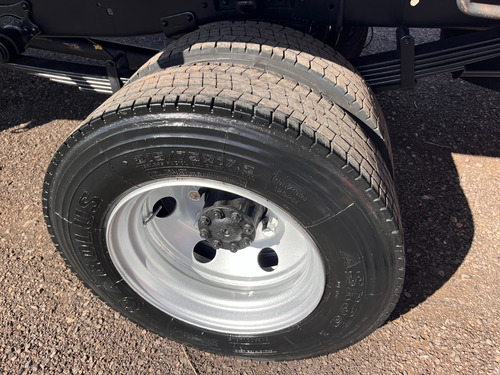M.benz 710 4x2 2001 3/4 Revisado Com Carroceria Carga Seca