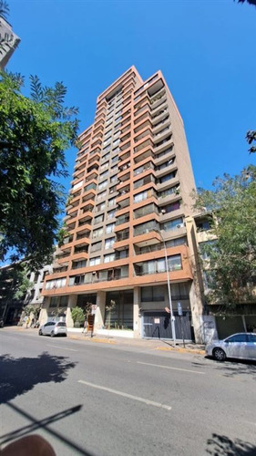 Departamento En Venta De 2 Dorm. En Santiago