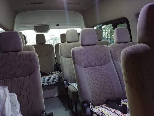 Imagen 8 de 10 de Nissan Urvan 2014 Urvan Nv 350 Japon