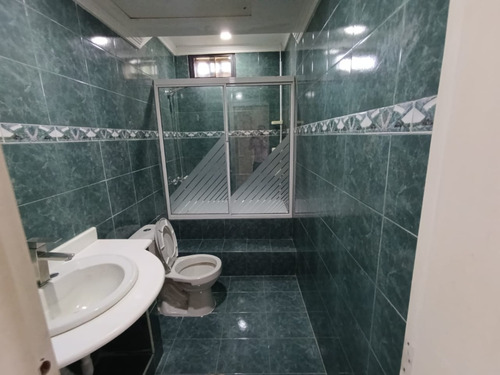 (hl28) Vendo Hermosa Casa En Colinas De Guataparo