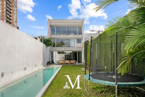 Hermosa Casa - 1000 M2 - Terreno 8.66x65 - Jardin - Pileta - Parrilla