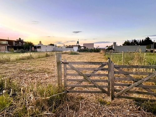 Lote En Venta En La Plata/ I. Correa Escriturado