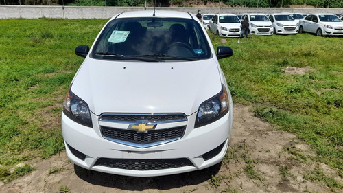 Imagen 11 de 15 de Chevrolet Aveo 2018 1.6 Ls Mt