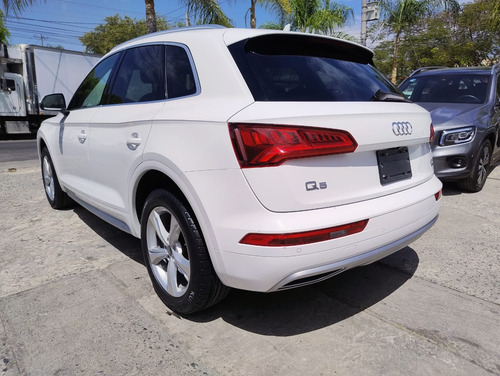 Audi Q5 2.0 L T Elite Dsg