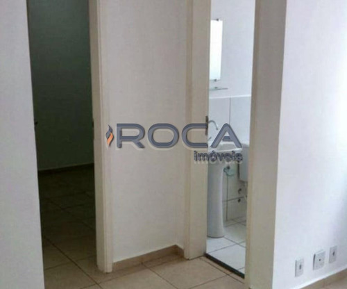 Venda De Apartamentos / Padrão Na Cidade De São Carlos 24998