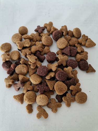 Imagen 7 de 9 de Grandpet Clásico Adulto 25 Kg Premium Fórmula Y Sabor Nuevos