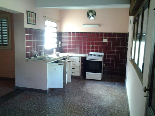 Imagen 3 de 13 de Venta Casa Con Excelente Ubicación