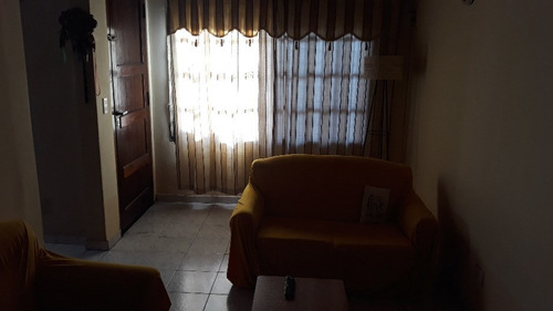 Imagen 4 de 14 de Departamento Tipo Casa En Venta Cond En Lanus Este