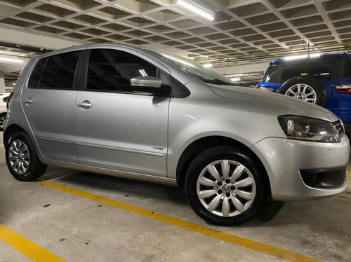 Imagem 2 de 9 de Volkswagen Fox 1.6