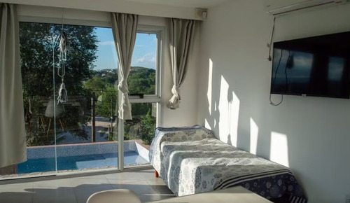 Casa 3 Dormitorios En Venta Bº Colinas - Villa Carlos Paz