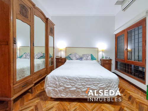 Casa En Venta Rosario Zona Sur Cochera, Jardin Y Pileta.