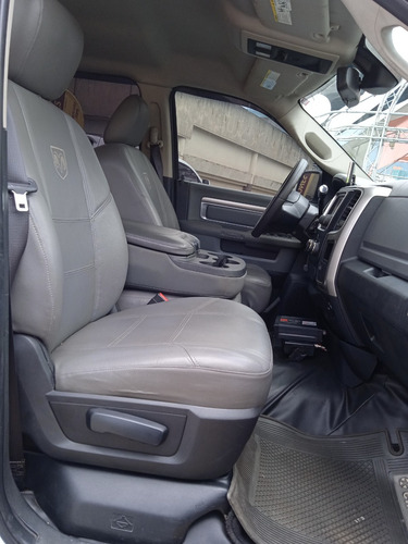 Imagen 10 de 17 de Dodge Ram 2500