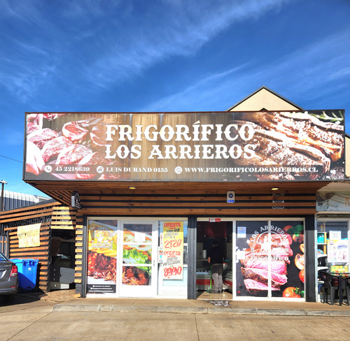 Arriendo Gran Local Comercial En Fundo Del Carmen
