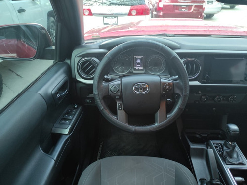 Imagen 8 de 9 de Toyota Tacoma 2016