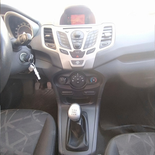 Ford Fiesta Kinectic Titanium