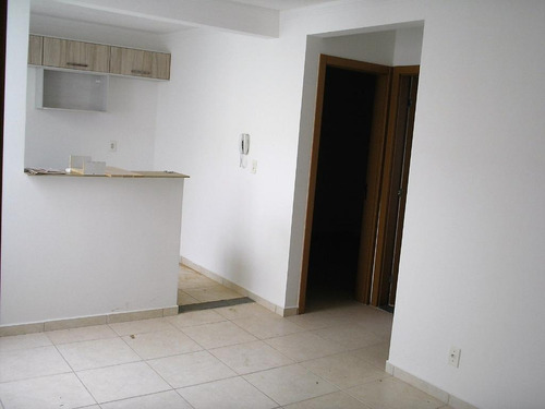 Imagem 1 de 15 de Apartamento - Ap036