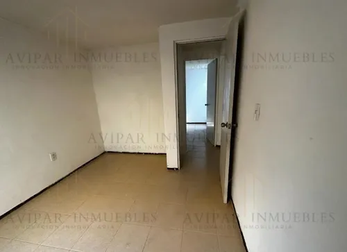 Casa En Venta En Villas De La Estancia, Guanajuato. Met133