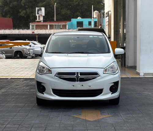 Dodge Attitude 1.2 Se At