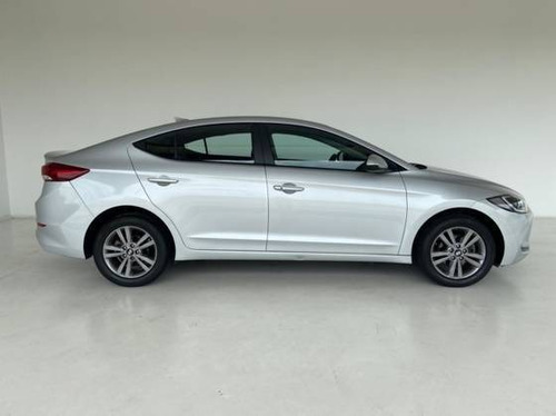 Imagem 3 de 12 de Hyundai Elantra 2.0 16v Flex 4p Automático