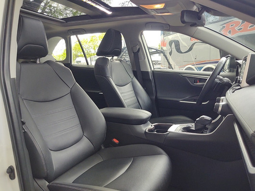Imagen 22 de 25 de Toyota Rav4 2020 Limited 4x4 At Hibrida Hv Abasto Motors