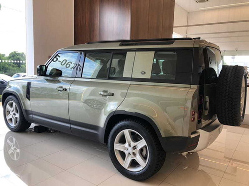 Land Rover Defender 110 2.0 Turbo Se Si4 Aut