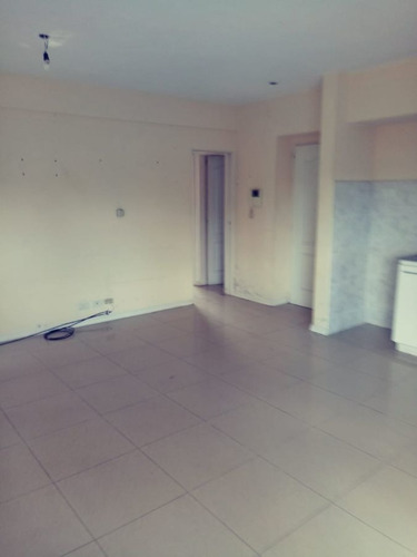 Imagen 3 de 12 de Se Vende Dpto A La Venta De 3 Ambientes Con Cochera En San Miguel